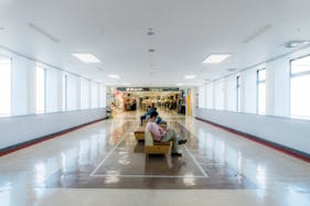 【松竹大船ショッピングセンター】プロモーションに適した商業施設2Fの渡り廊下にあるイベントスペース