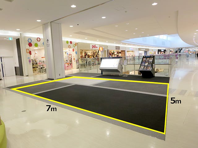 【イオンモール大和郡山】3階HANAGOROMO前の画像