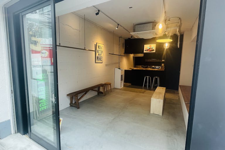 【高円寺駅2分】カフェバー兼ギャラリーポップアップとして利用可能な路面スペースの画像10