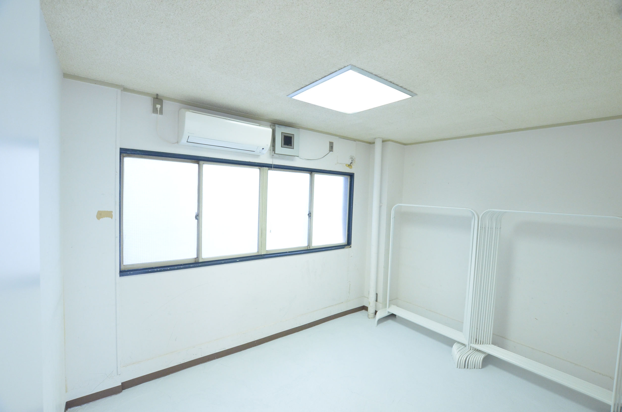 ストックスペースです