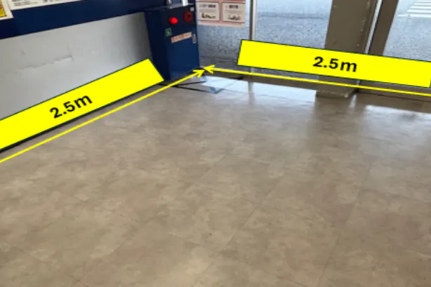 【スーパーセンタートライアル周南店】食物販やPR活動に最適な店内「風除室 スペース」