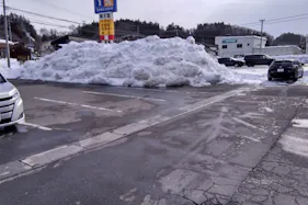 【ホームマート乙供店】屋外駐車場 キッチンカーの出店に最適なホームセンター内駐車場の屋外イベントスペース