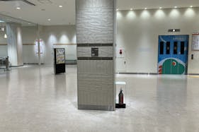 【SOCOLA南行徳】2階エレベーター前 物販、食物販のポップアップストアや販促プロモーションに最適なファミリー向け催事イベントスペース