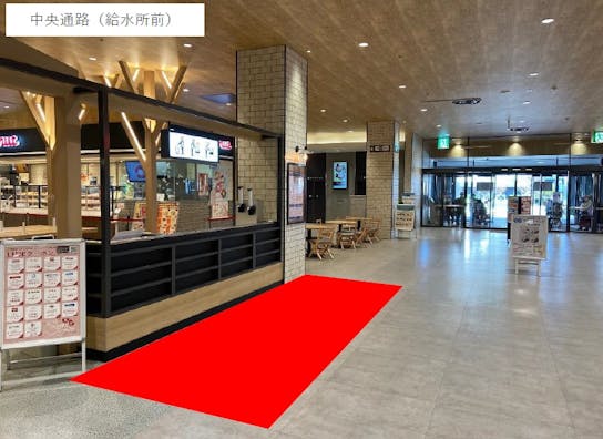 【フルルガーデン八千代】新商品サンプリングや会員獲得PRの会場に最適な千葉県内北西部の地域密着型商業施設内入り口付近のイベントスペース