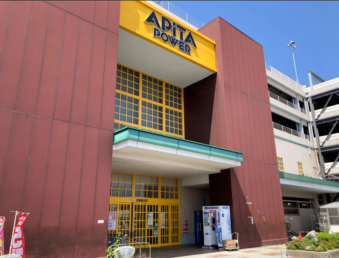 【アピタパワー木曽川店】販促プロモーションや食物販に最適な1Fエレベーターホール前のイベントスペース