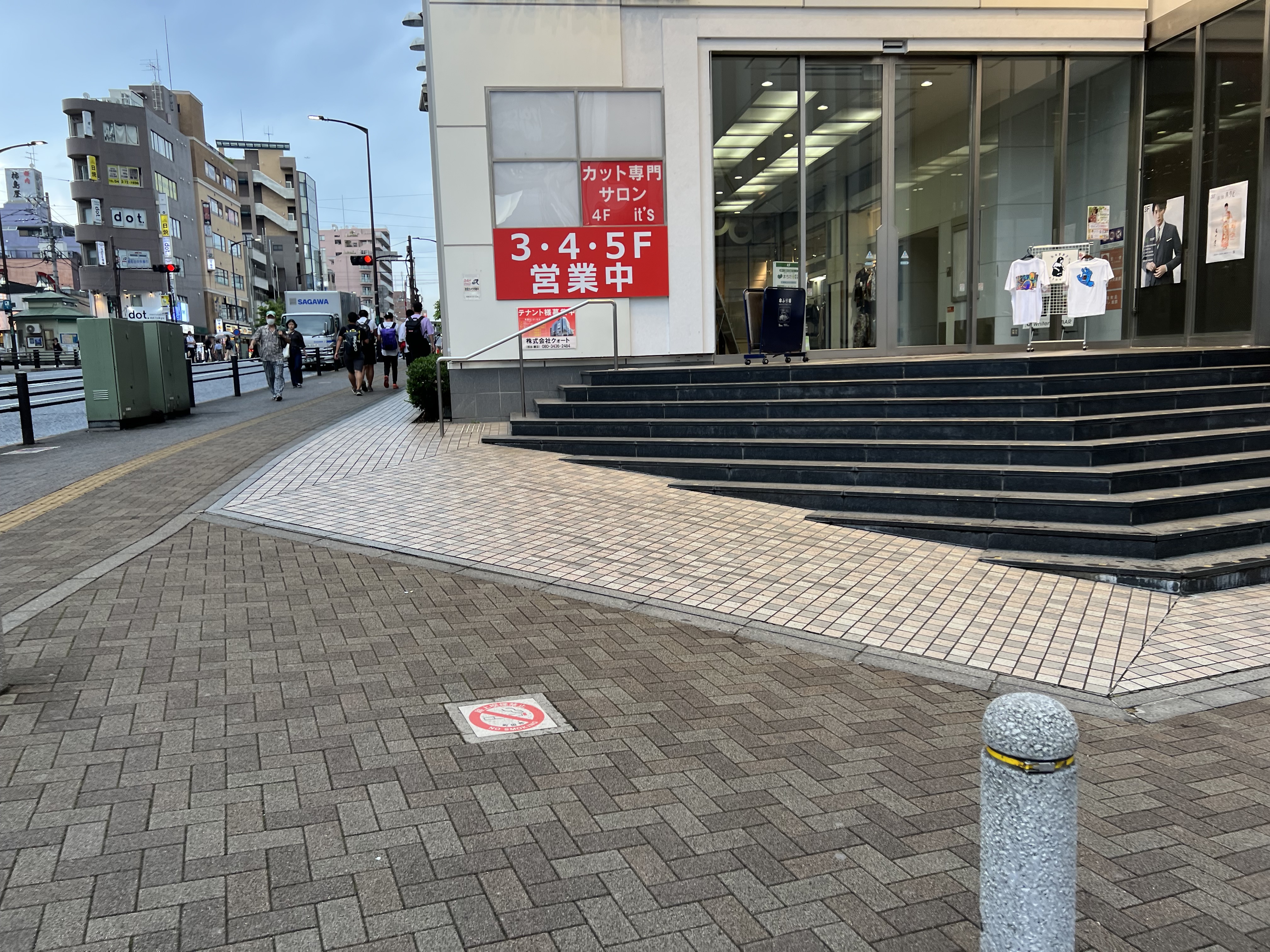 【町田センタービル／町田駅1分】サンプリングやプロモーション等に最適な通行量の非常に多い屋外イベントスペースの画像7