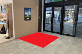 【ボーノ相模大野ショッピングセンター】2階上りエスカレーター前 販促プロモーションに最適な催事イベントスペース