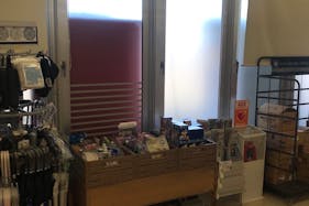 【西友 滝呂店】サッカー台横左側 プロモーション用途や物販、食物販のポップアップストアに最適なスーパー店内催事イベントスペース