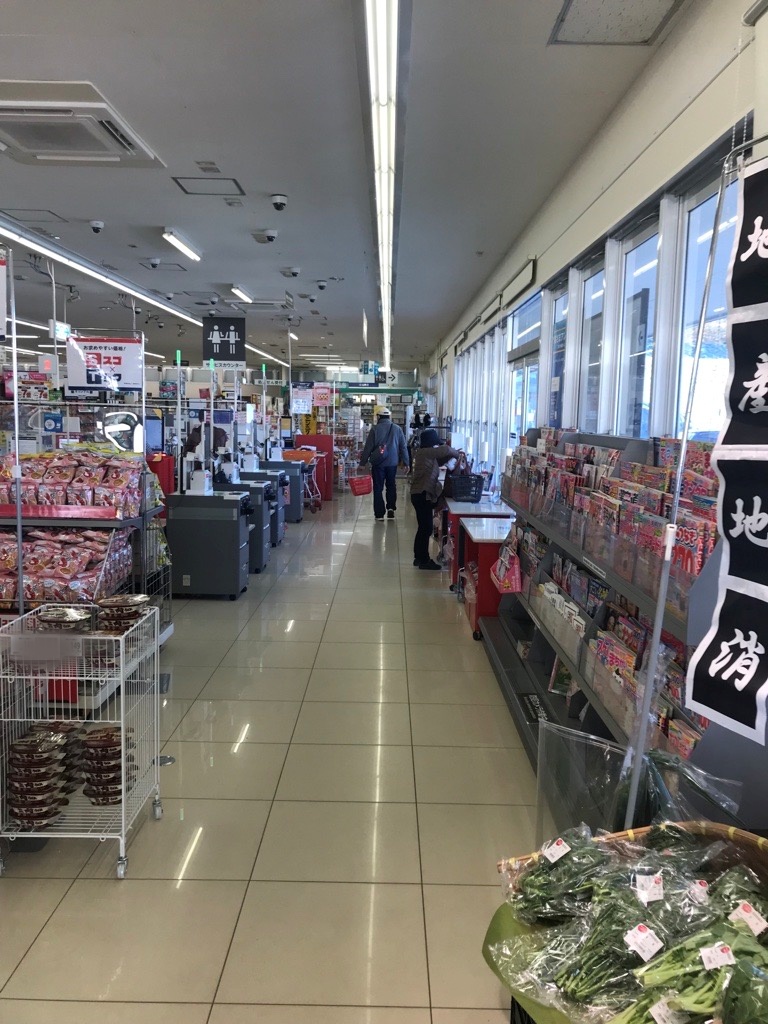 【西友　滝呂店】サッカー台横左側　プロモーション用途や物販、食物販のポップアップストアに最適なスーパー店内催事イベントスペース