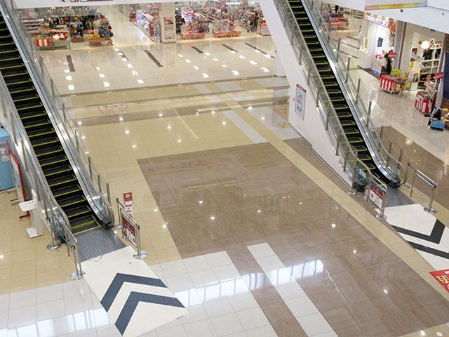 【イオンモール大牟田】イーストコートの画像