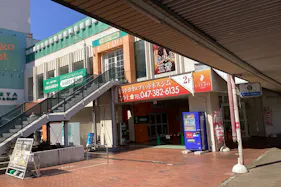 【夢屋五香店】キッチンカーやプロモーション等に最適なアミューズメント施設のイベントスペース