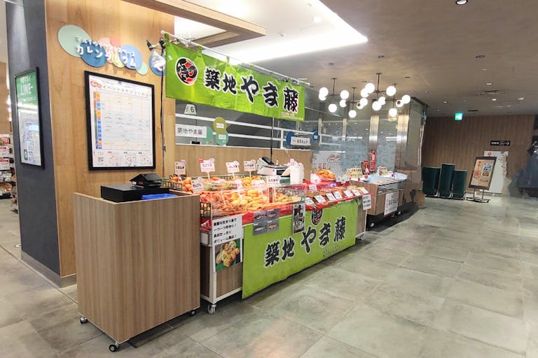 【中野マルイ】B1階 カレンダリウムF06【食物販・調理行為可能】下りエスカレーター横の好立地。什器完備。共同厨房で調理可能なので、揚げ物やお惣菜、お弁当などのポップアップに最適なスペースです。の画像3