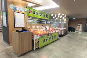 【中野マルイ】B1階 カレンダリウムF06【食物販・調理行為可能】下りエスカレーター横の好立地。什器完備。共同厨房で調理可能なので、揚げ物やお惣菜、お弁当などのポップアップに最適なスペースです。