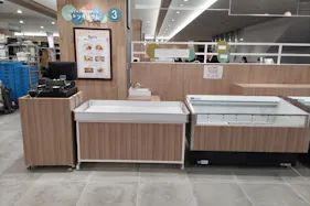 【中野マルイ】B1階 カレンダリウムF06【食物販・調理行為可能】下りエスカレーター横の好立地。什器完備。共同厨房で調理可能なので、揚げ物やお惣菜、お弁当などのポップアップに最適なスペースです。