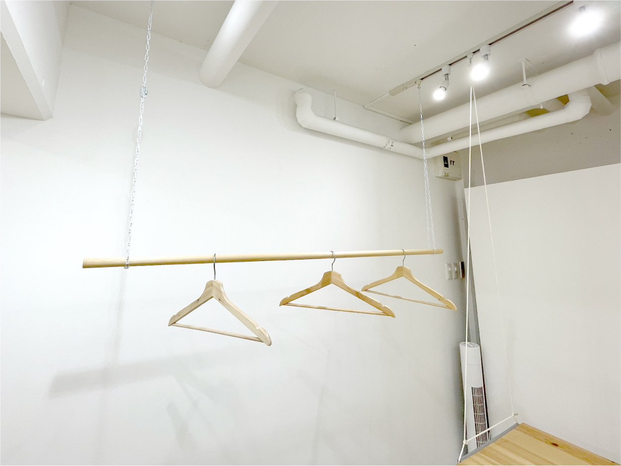 【原宿６分・ハラカド２分】小規模なアパレルやジュエリーのPopUpに適したシンプル・コンパクトな路面スペース