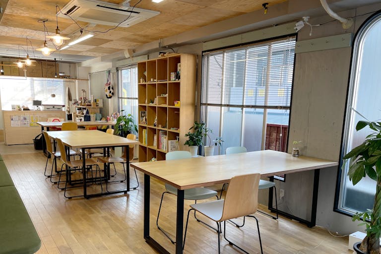 ワークスペース奥から撮影