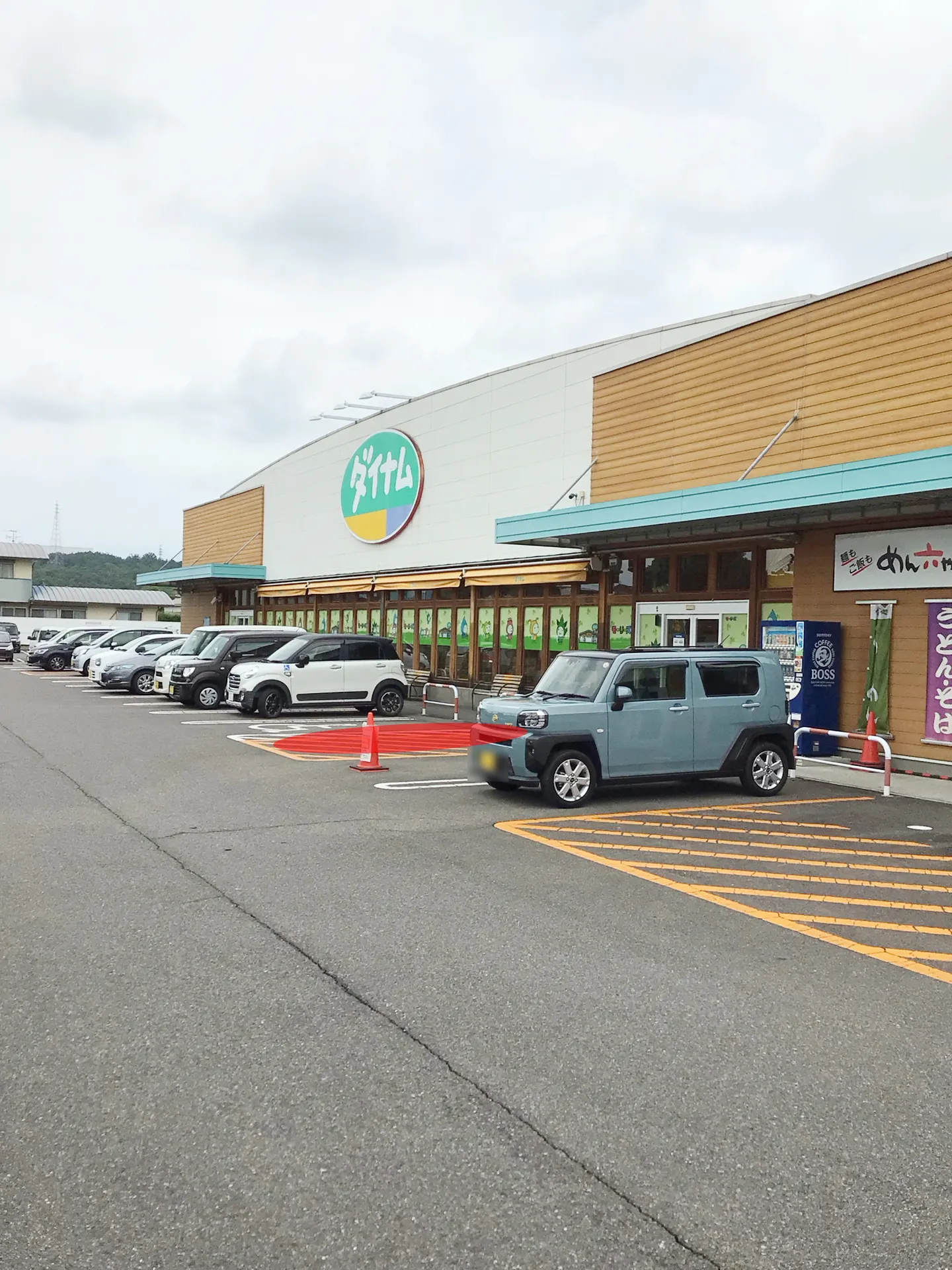 【ダイナム岐阜多治見店ゆったり館】キッチンカーや各種プロモーションイベントに最適なアミューズメント施設のイベントスペース