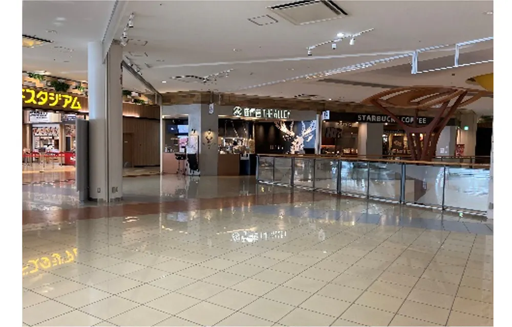 【ららぽーと甲子園】2階 パークウォークコート(阪神甲子園球場側)