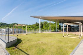 【国際センター駅0分】ポップアップストアやプロモーションイベントに適した開放的なイベントスペース(屋外テラス)