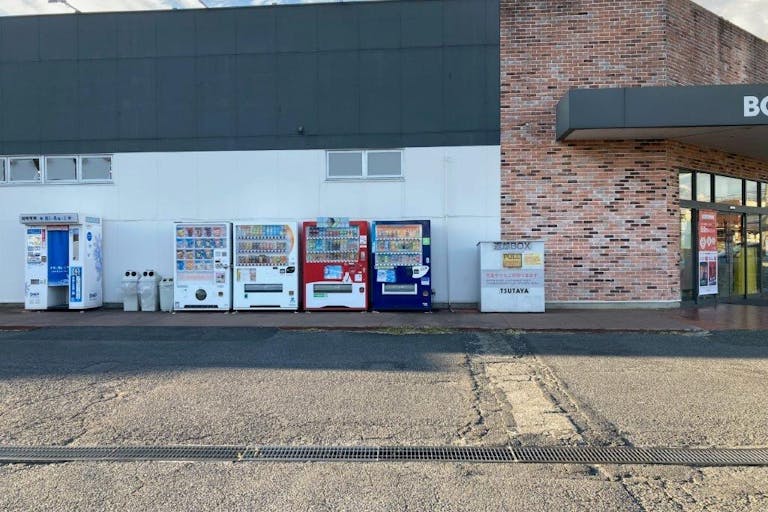 【ブックエース新取手店】食物販やキッチンカー出店に最適な書店前のイベントスペースの画像2