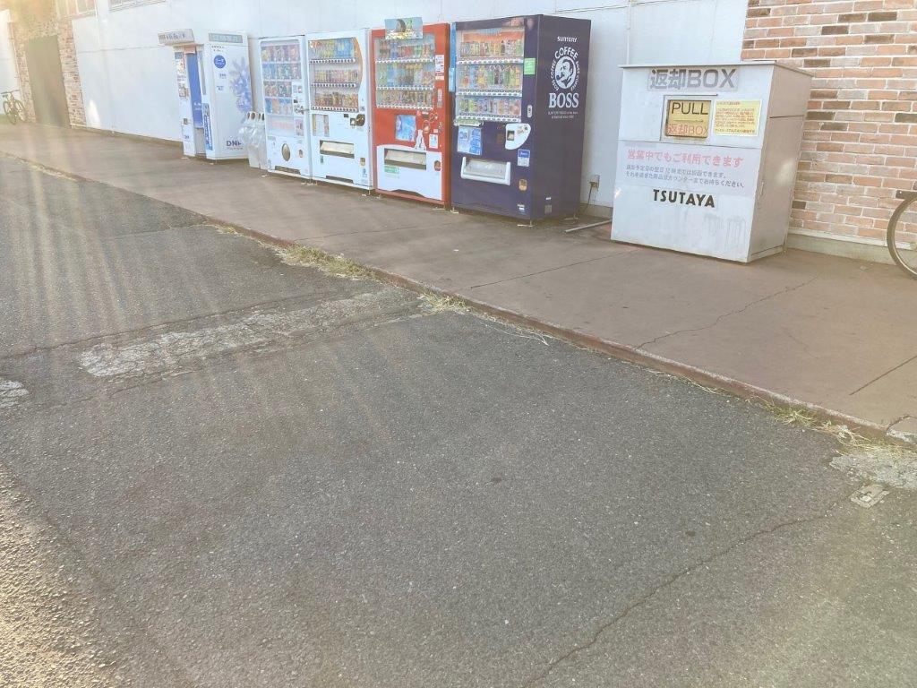 【ブックエース新取手店】食物販やキッチンカー出店に最適な書店前のイベントスペース