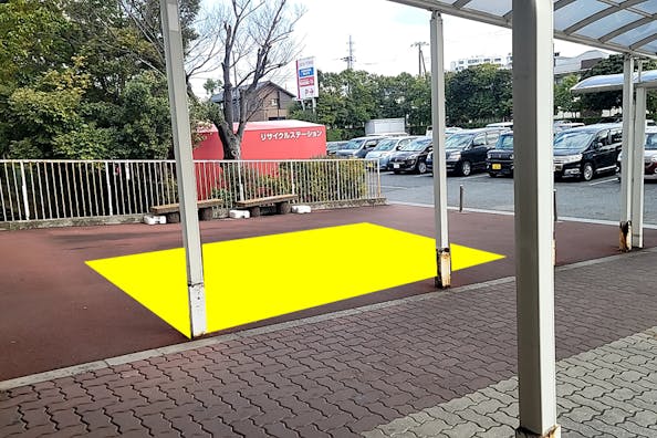 【イオンタウン木更津朝日(南側キッチンカー区画)】キッチンカーの出店に適した南側出入口目の前のイベントスペース