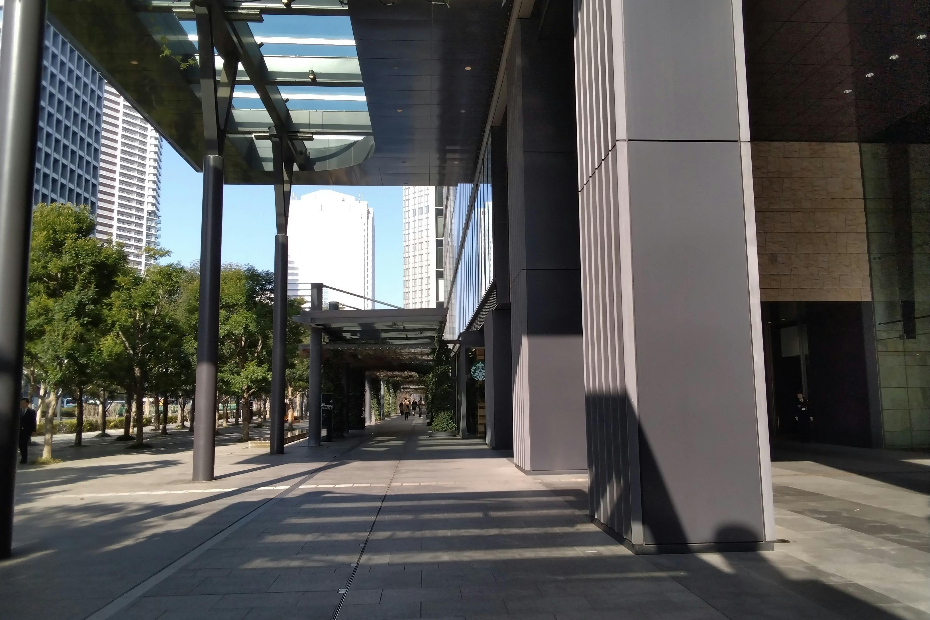 【豊洲駅2分|毎月第2水曜】食・雑貨物販に適したマルシェスペース『豊洲フォレシアマルシェ』