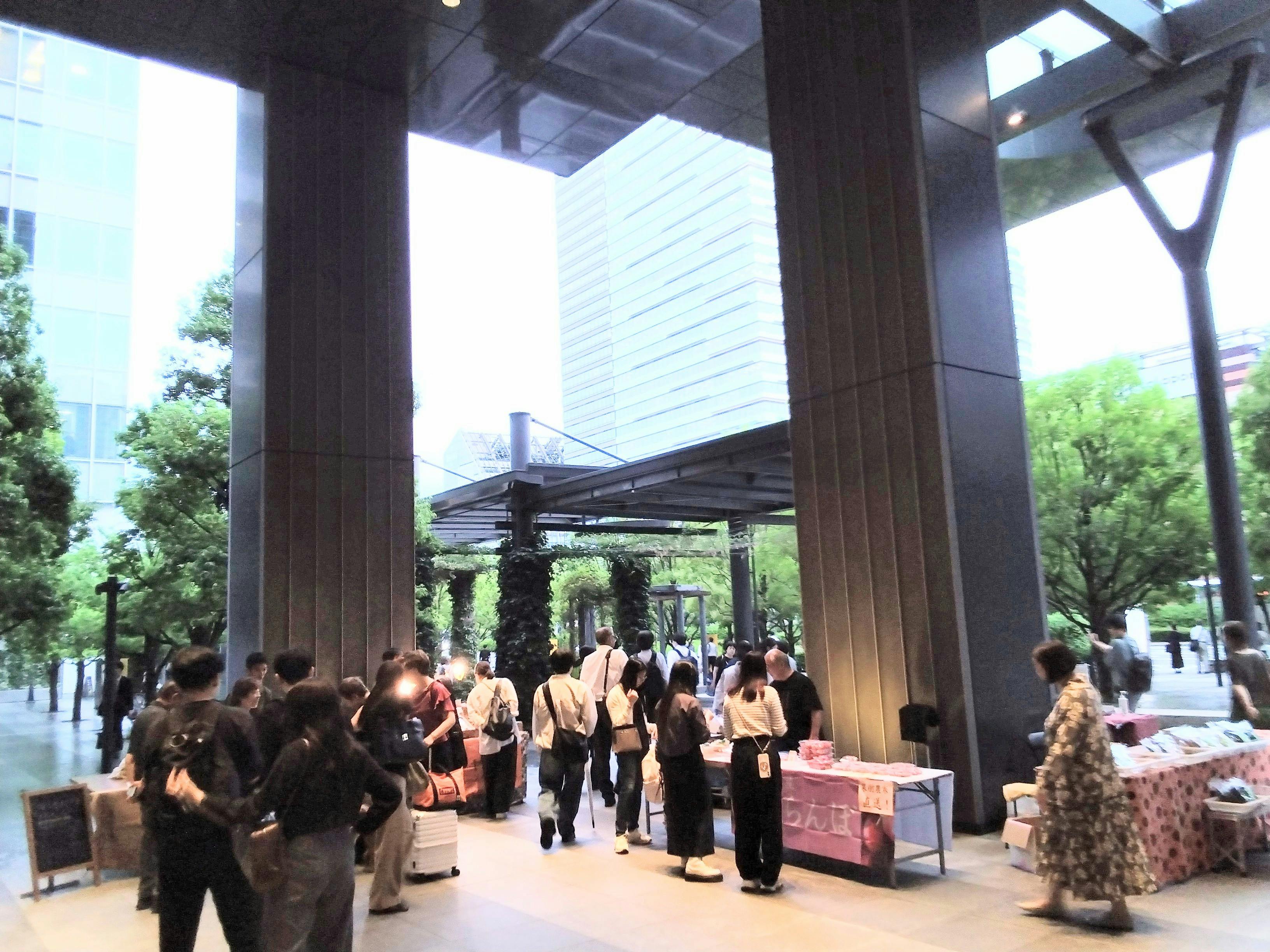 【豊洲駅2分｜毎月第2水曜】食・雑貨物販に適したマルシェスペース『豊洲フォレシアマルシェ』