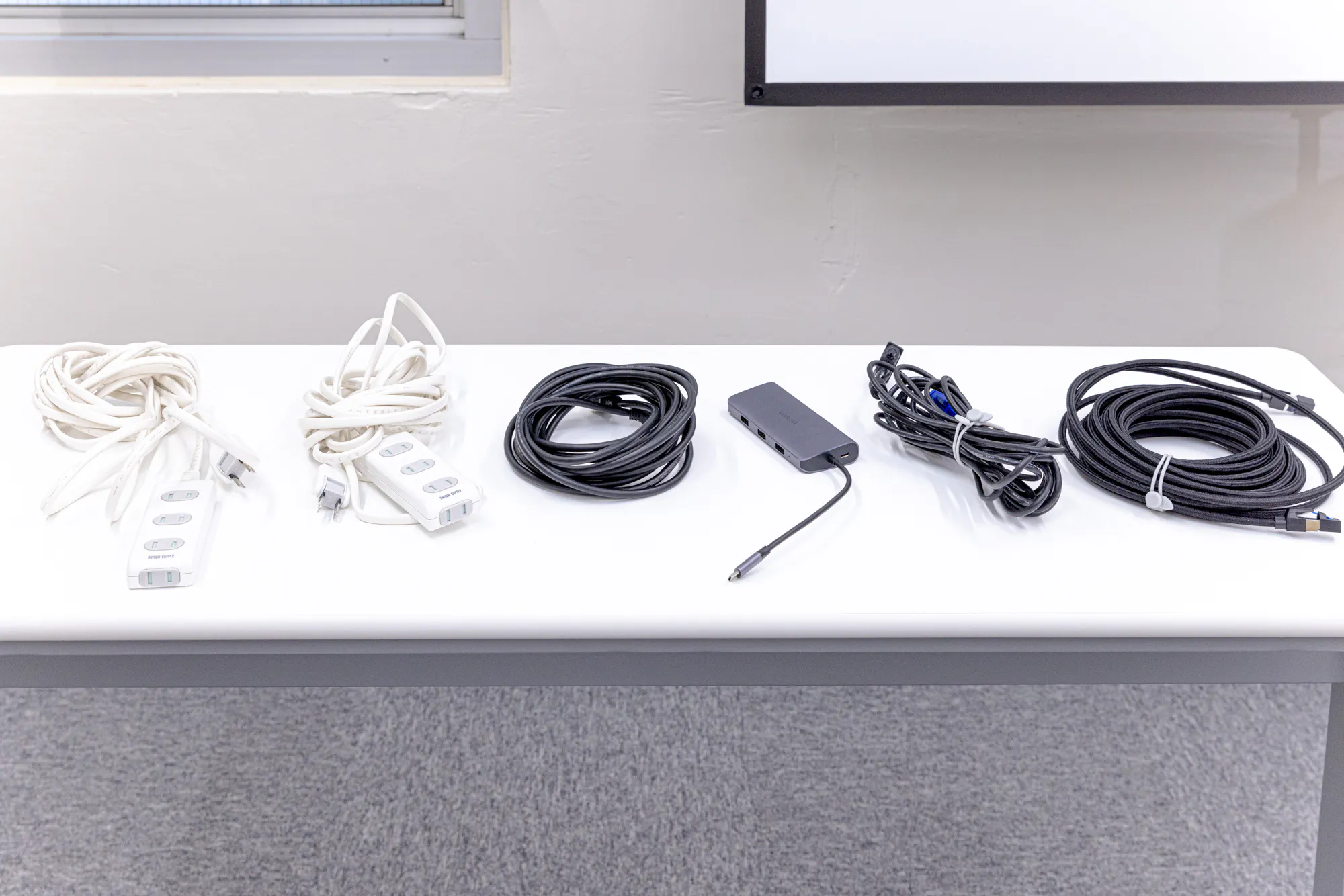 【新宿駅5分】最大44名収容ワンフロア貸切可能、セミナー・交流会に最適なレンタルスペース