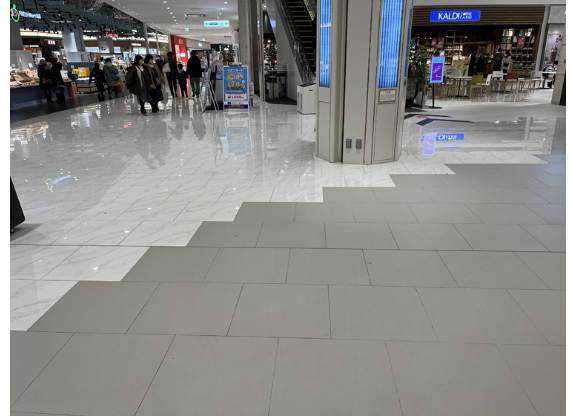 【イオンモール白山】1階大口水産前通路中央