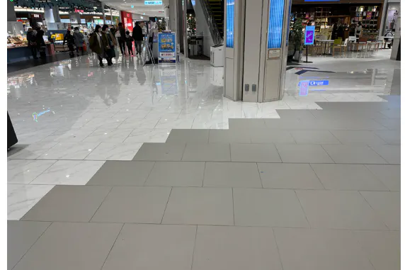【イオンモール白山】1階大口水産前通路中央
