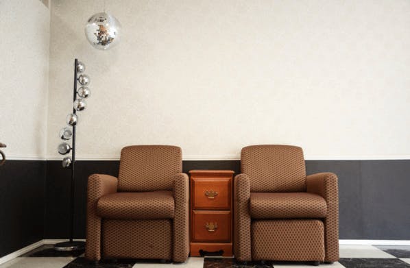 【なんば駅5分】展示会や撮影に適したモダンでシックな雰囲気のスタジオスペース