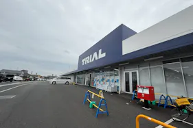 【スーパーセンタートライアル尾ノ上店】食物販やPR活動に最適な店内「2F風除室 スペース」