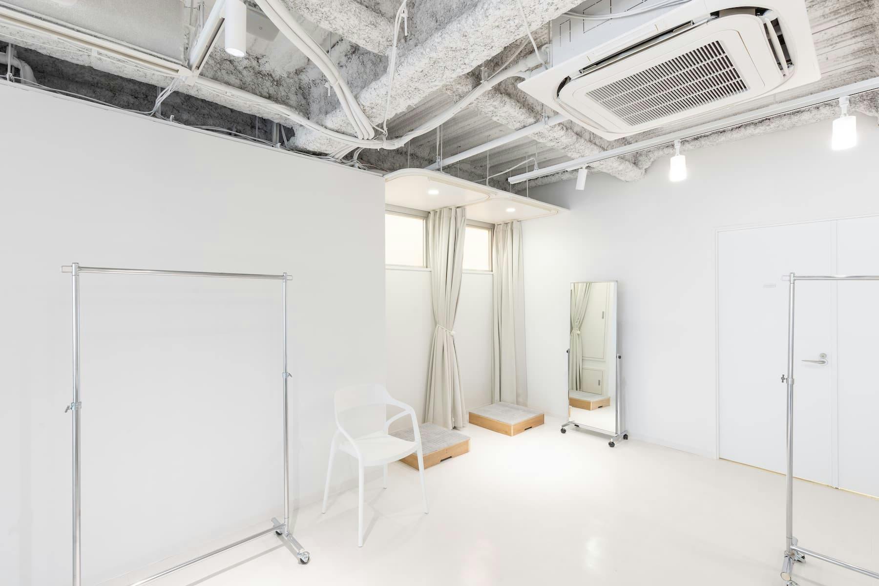 【北参道駅3分】展示会・ポップアップイベントに最適なギャラリースペース/バックヤード・フィッティングスペースも完備