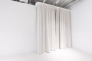 【北参道駅徒歩3分】展示会・ポップアップイベントに最適なギャラリースペース/バックヤード・フィッティングスペースも完備