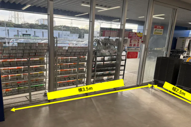 出店スペース:出入口横「右側」