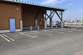 【ダイナム徳島板野店ゆったり館】キッチンカーやプロモーションに最適なアミューズメント施設のイベントスペース