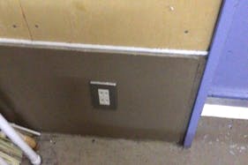 【ダイナム徳島板野店ゆったり館】キッチンカーやプロモーションに最適なアミューズメント施設のイベントスペース