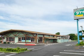 【ダイナム岐阜各務原鵜沼店ゆったり館】キッチンカーや各種プロモーションイベントに最適なアミューズメント施設のイベントスペース