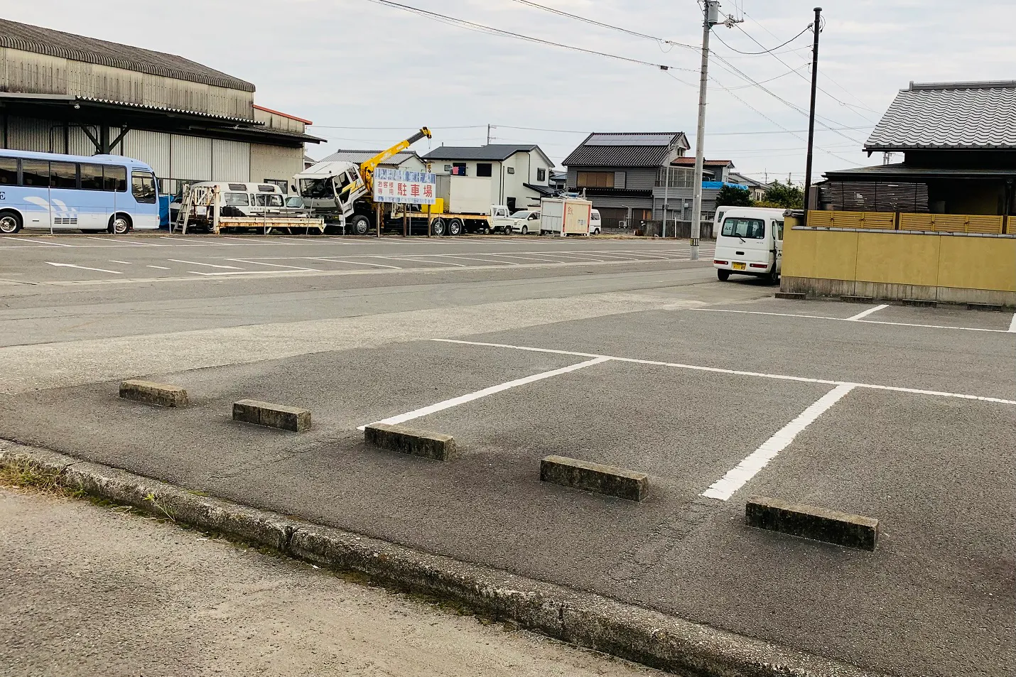 【徳島県板野郡】展示会や販売会場に適した清潔感のあるイベントスペース