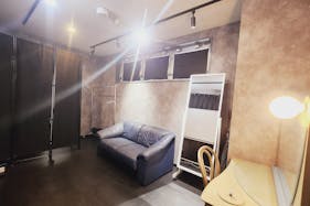 【なんば駅4分】クローズドイベントに最適な楽器の演奏ができる音響照明ありイベントスペース