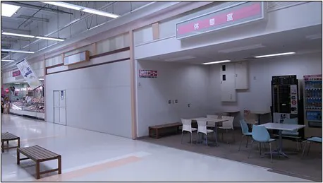 【イオンスーパーセンター加美店】プロモーションや物販に最適な休憩所隣接のイベントスペース