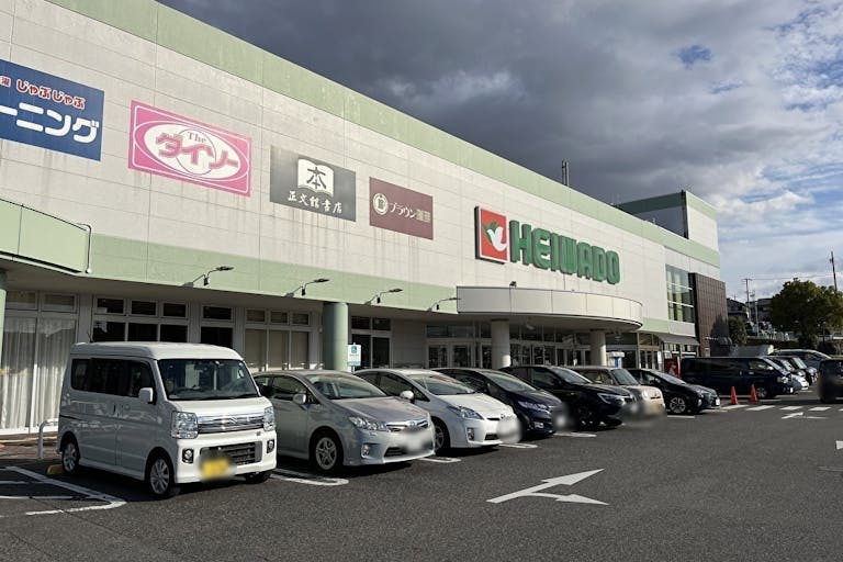 【平和堂グリーンプラザ店】各種プロモーションや物販に最適なスーパー内イベントスペースの画像1