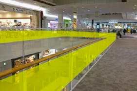 【イオンモール神戸北】モール内広告 吹き抜けガラス