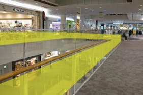 【イオンモール神戸北】モール内広告 吹き抜けガラス
