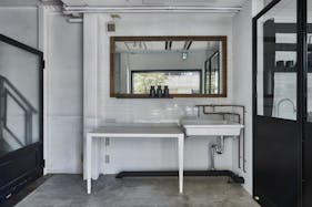 【広尾駅5分/恵比寿駅15分】 海外のような一軒家貸出し / ジュエリーやコスメ系に人気