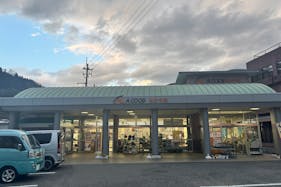 【Aコープなかやま店】食物販や販促イベントに最適な入口付近の屋外スペース