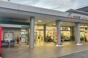 【Aコープなかやま店】食物販や販促イベントに最適な入口付近の屋外スペース