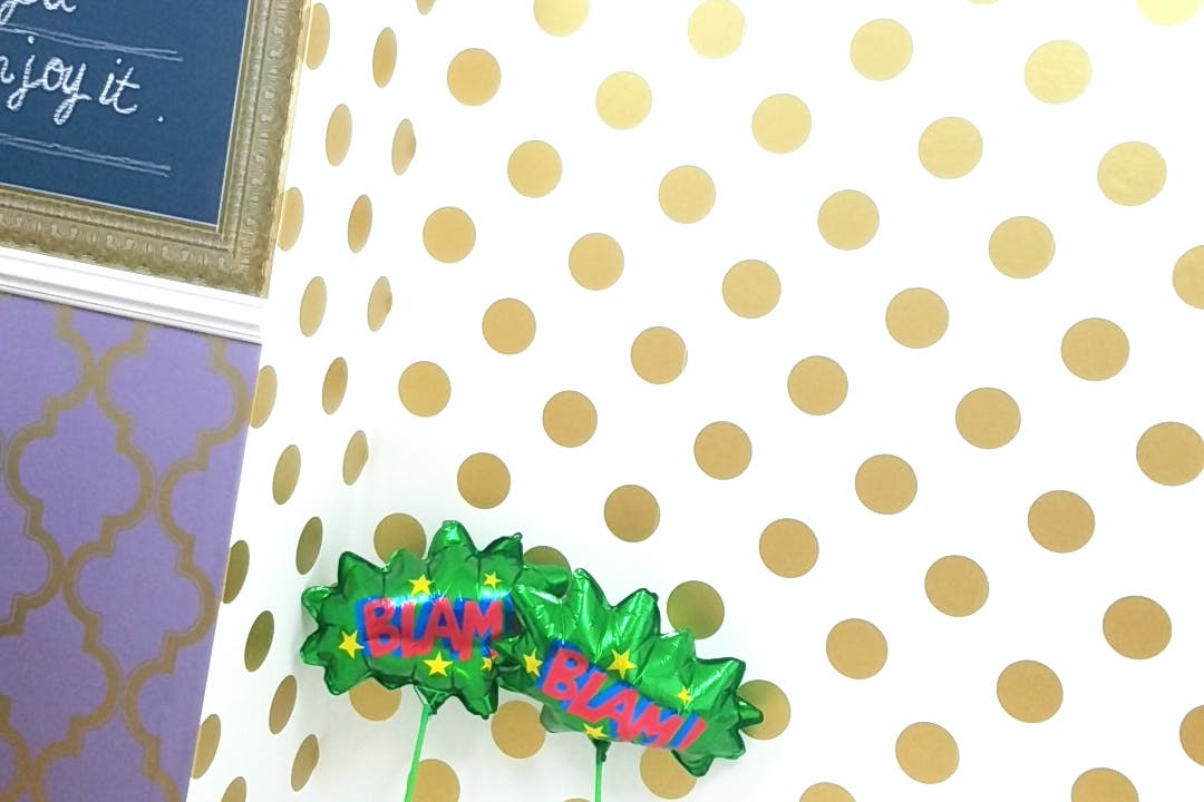 【渋谷駅3分】雑誌・モデル撮影に活用できる、カラフルな内装の撮影スタジオ