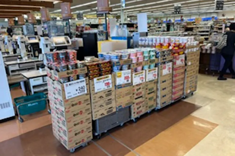 【天満屋ハピーズ高野店】レジ横 各種プロモーション、会員獲得イベントに最適な屋内催事イベントスペースの画像2